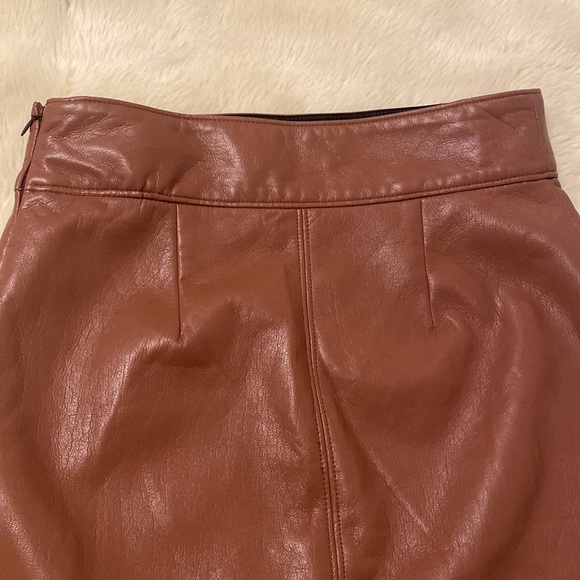 Babaton Pegu Skirt - Picture 12 of 16